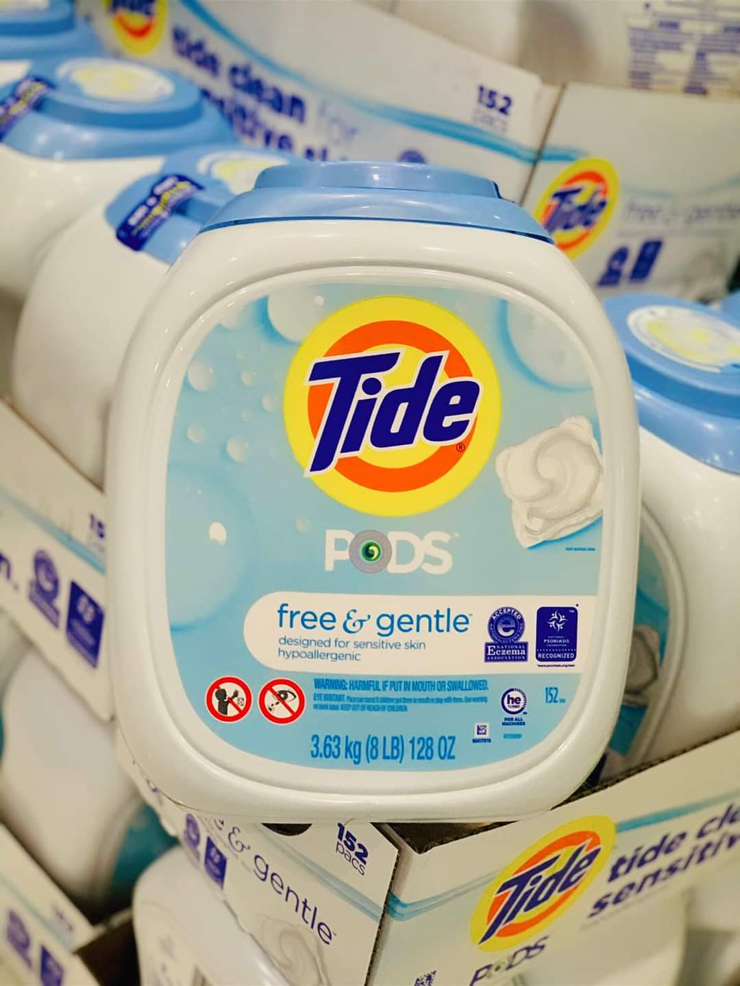 Viên giặt Tide Pods dành cho da nhạy cảm Free & Gentle 152 viên