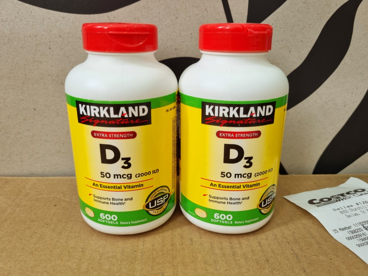 Viên uống Vitamin D3 Kirkland Extra Strength D3 50mcg 600 viên