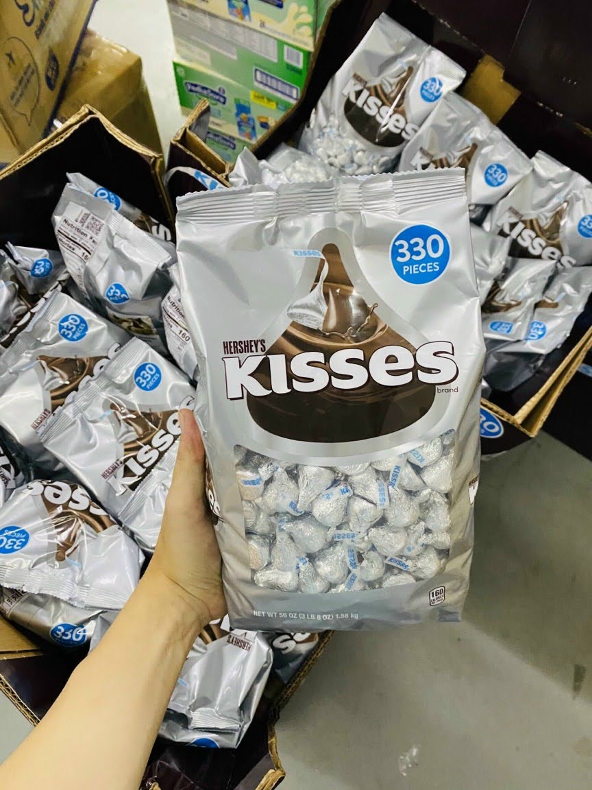 Chocolate sữa Hershey's Kisses 330 viên